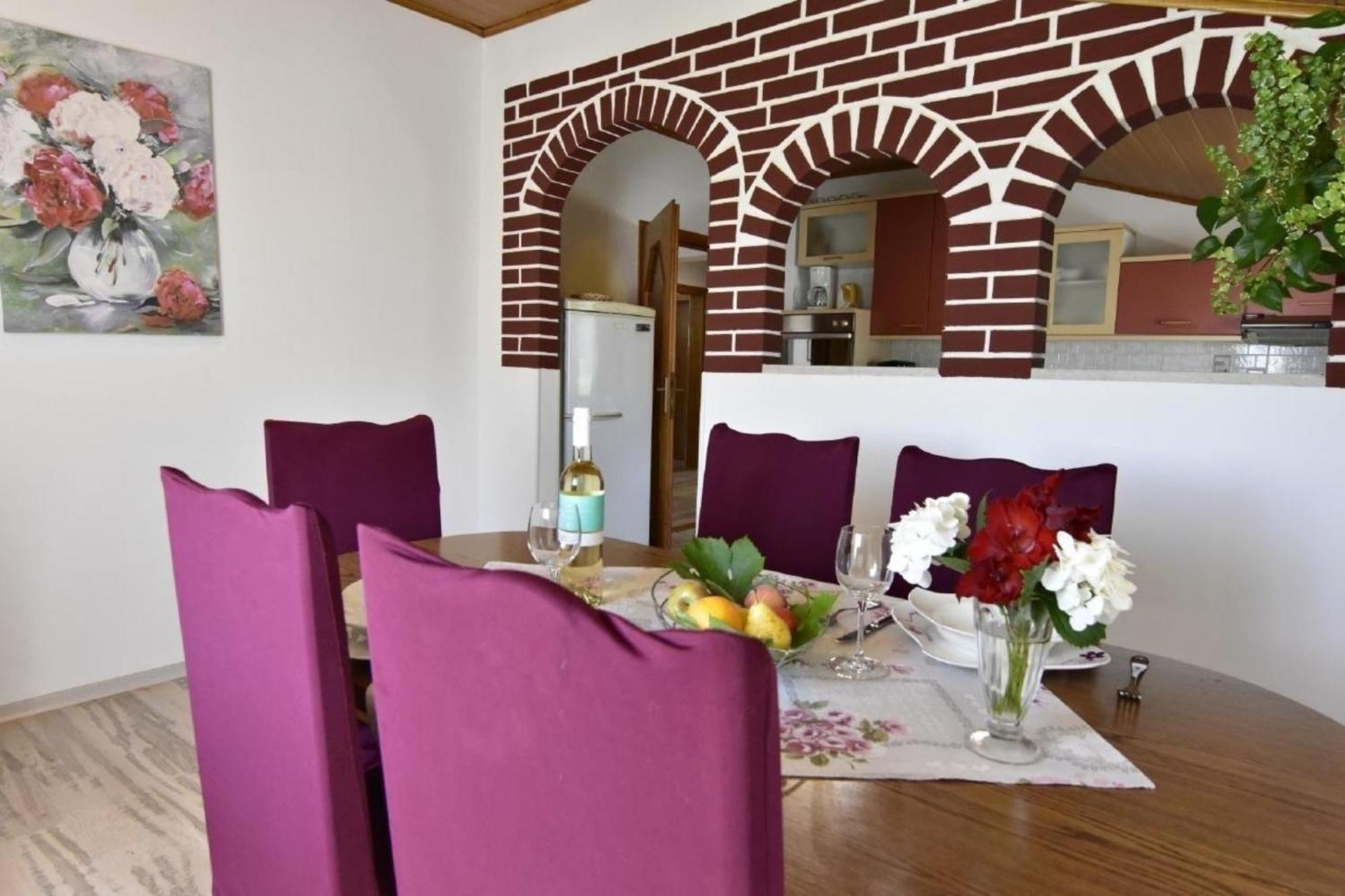 Apartman Klimatisierte In Valica Mit Grossem Garten