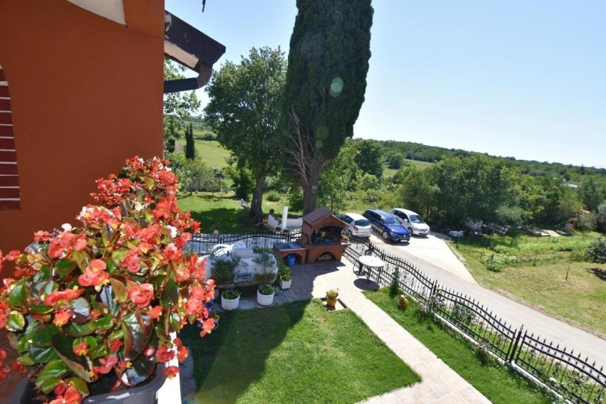 Apartman Klimatisierte In Valica Mit Grossem Garten Umag
